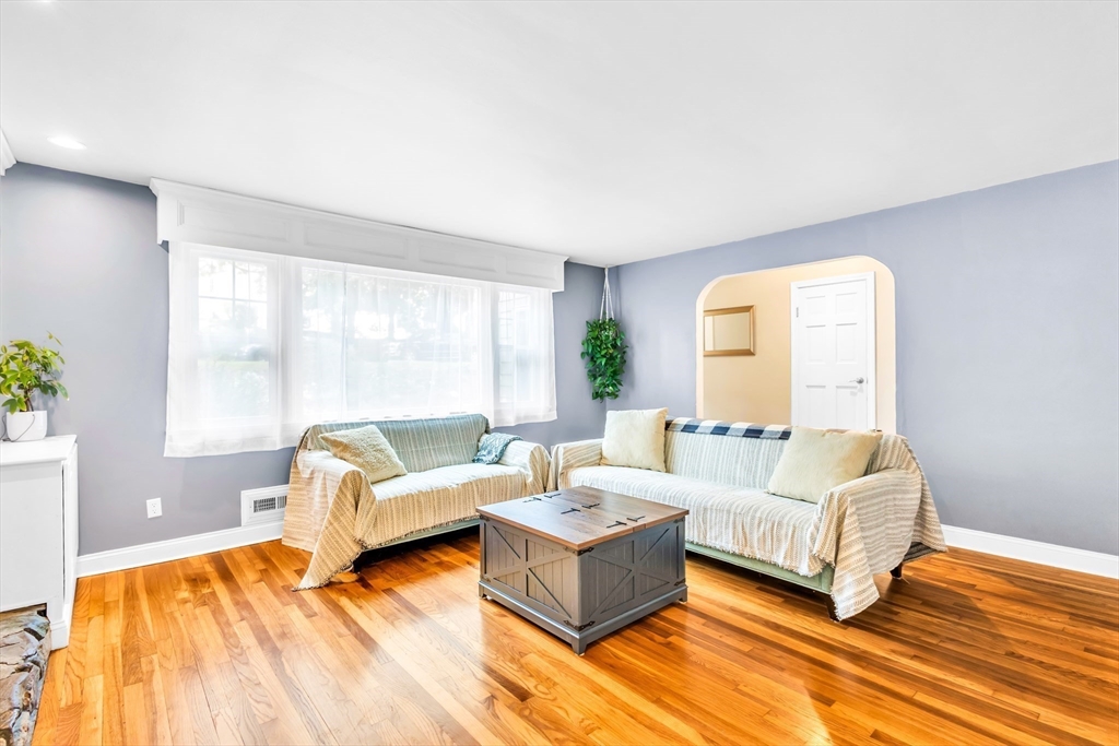 15 Harborview Drive
