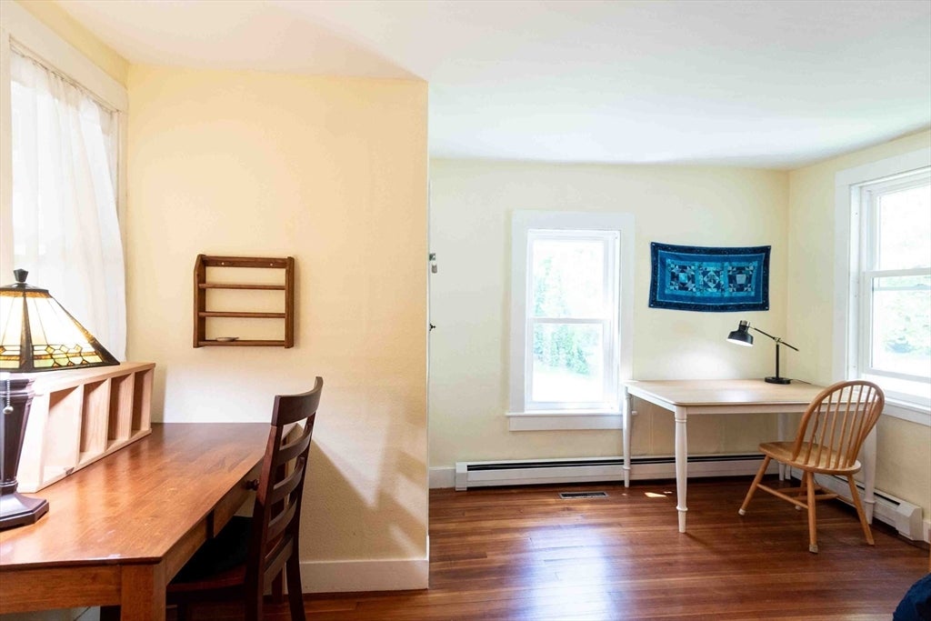 2 Old Sunderland RD, Montague, MA, 2 Old Sunderland RD, Montague, MA Photo #7
