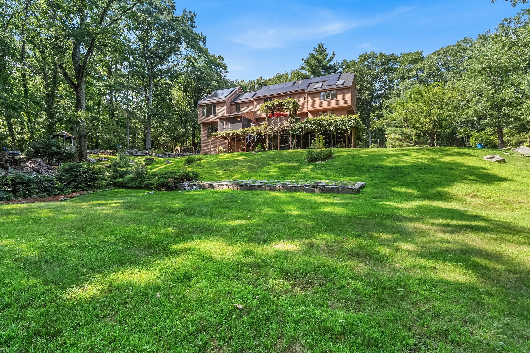165 East St, Upton, MA Photo #39