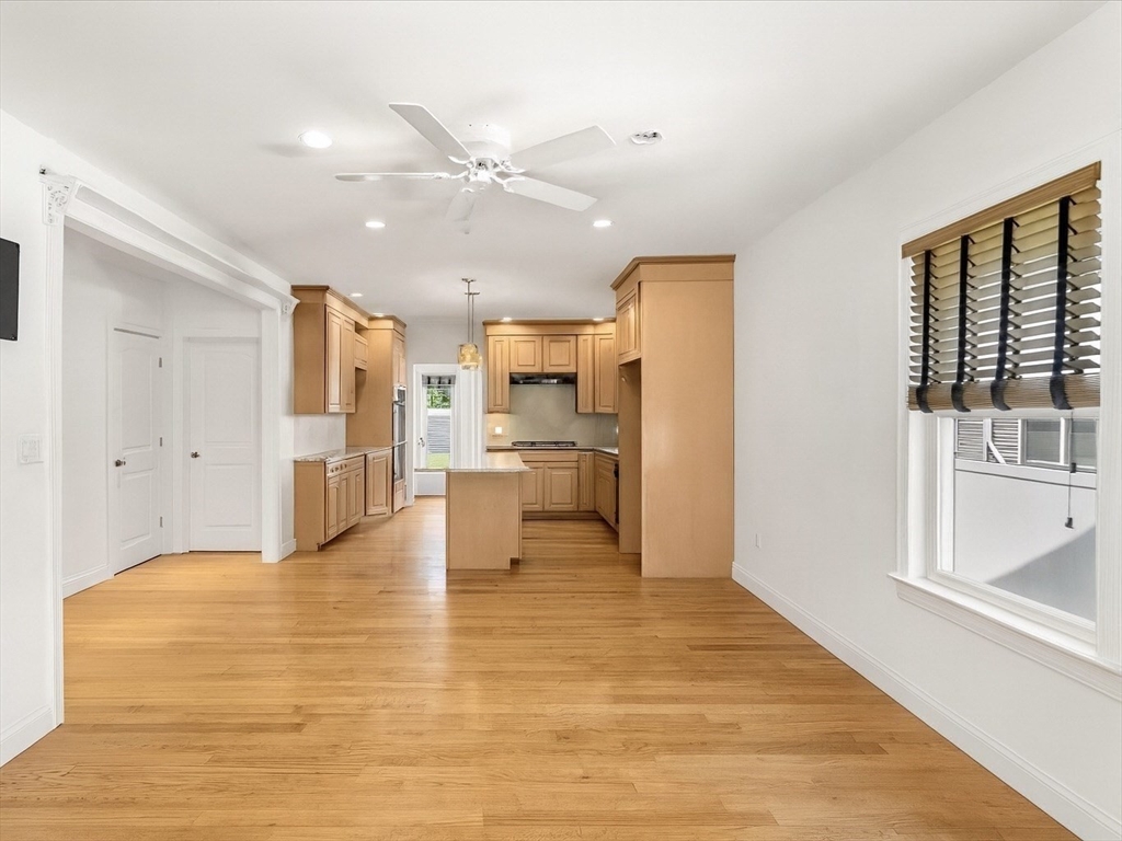 379 Hunnewell St 379