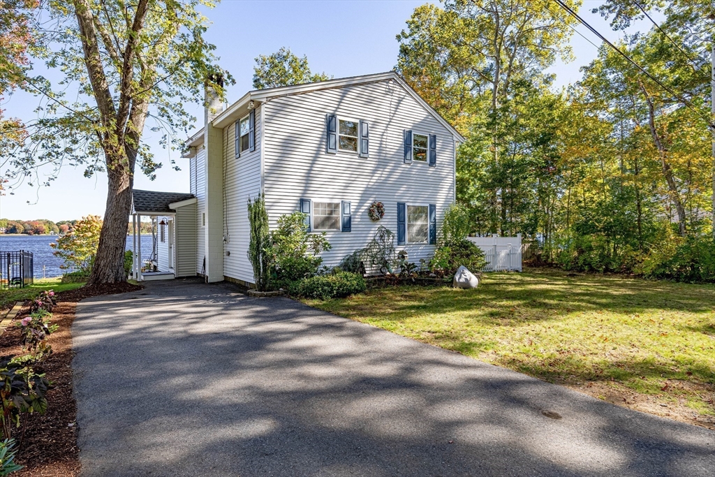 127 King Philip Road