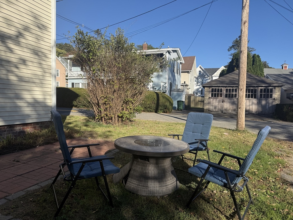 28 Church St