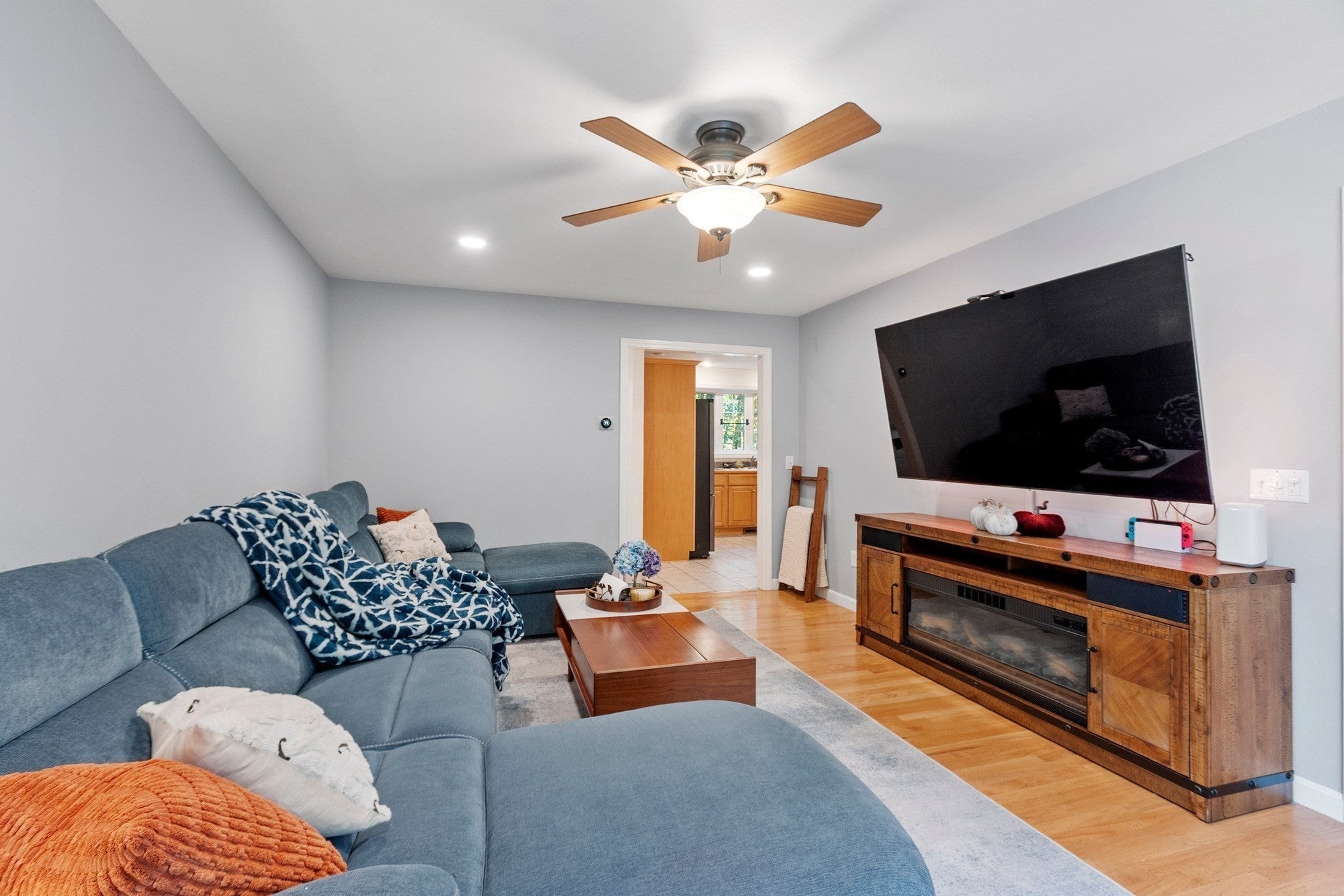 24 Wilson Rd, Londonderry, NH, 24 Wilson Rd, Londonderry, NH Photo #6