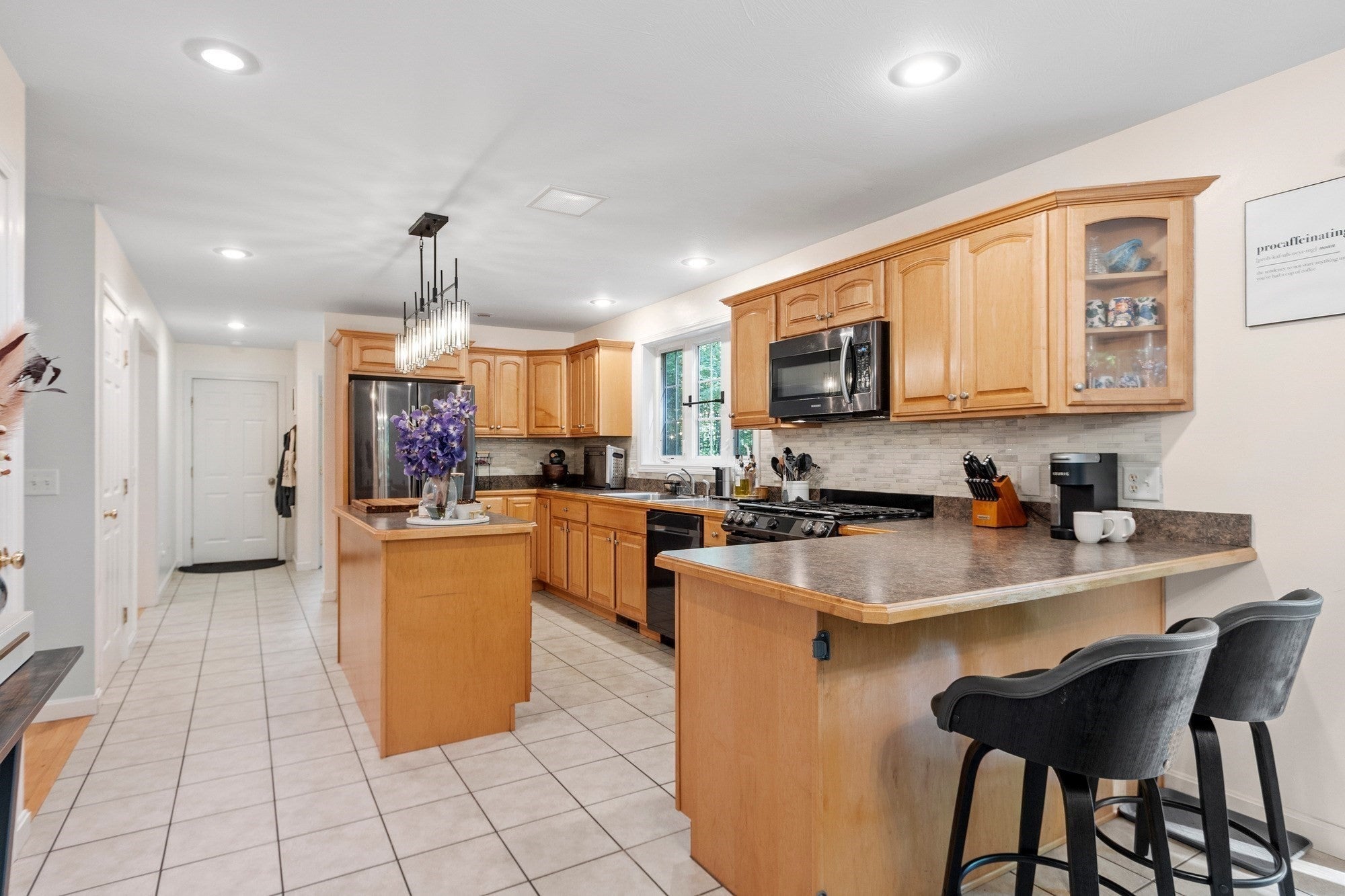 24 Wilson Rd, Londonderry, NH, 24 Wilson Rd, Londonderry, NH Photo #10