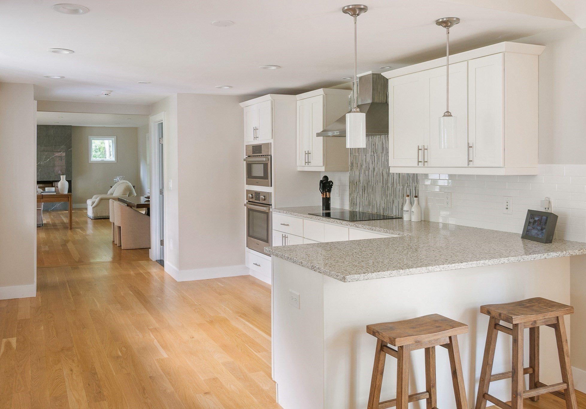 109 Country Ln, Westwood, MA, 109 Country Ln, Westwood, MA Photo #7