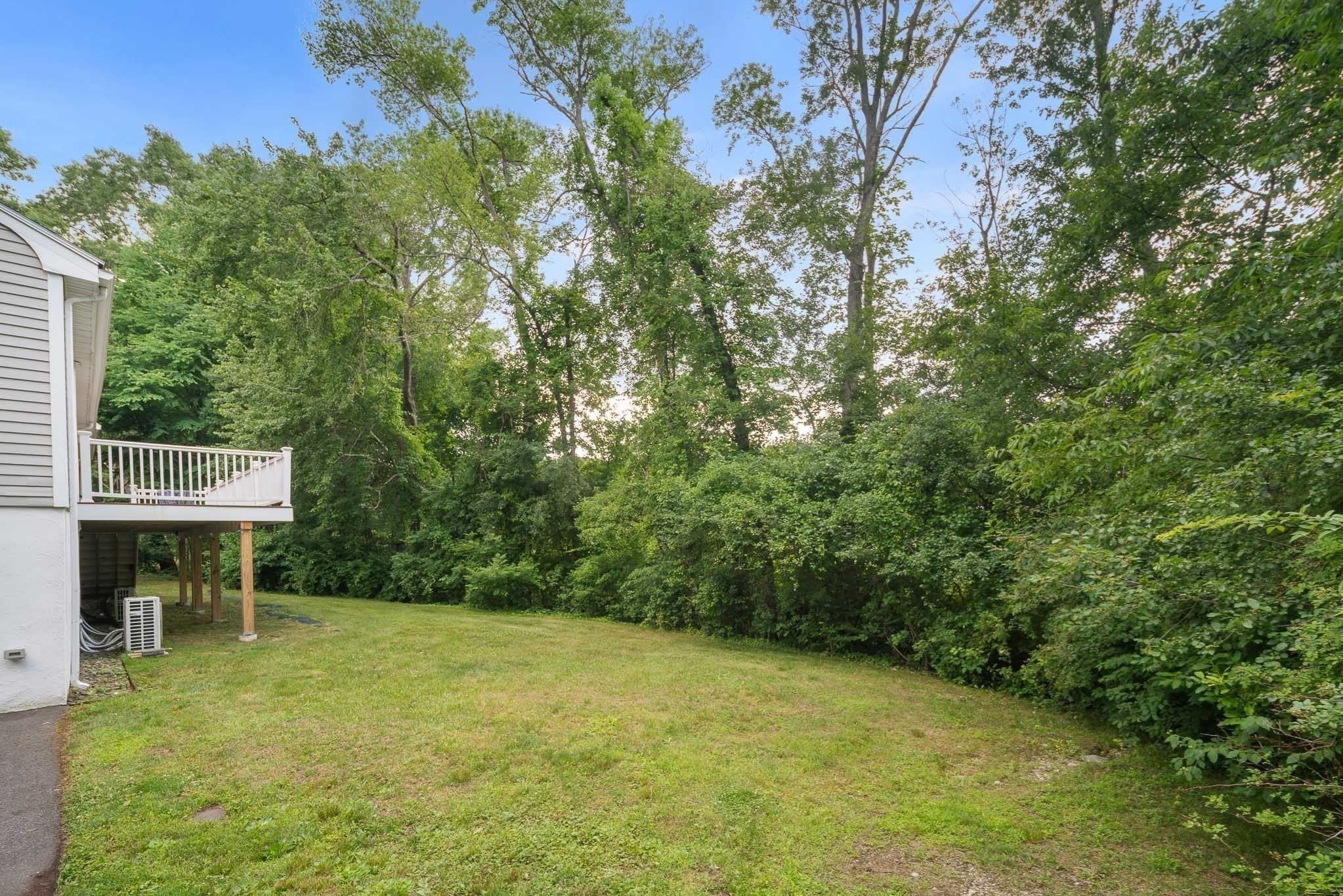 109 Country Ln, Westwood, MA, 109 Country Ln, Westwood, MA Photo #22