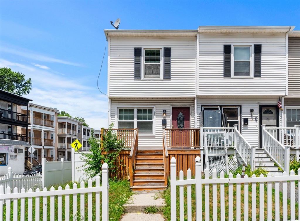 81 Wayland St