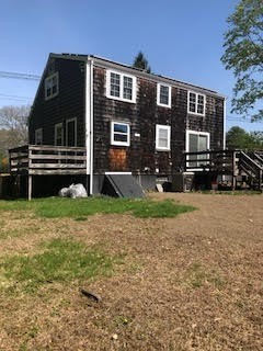 738 King St