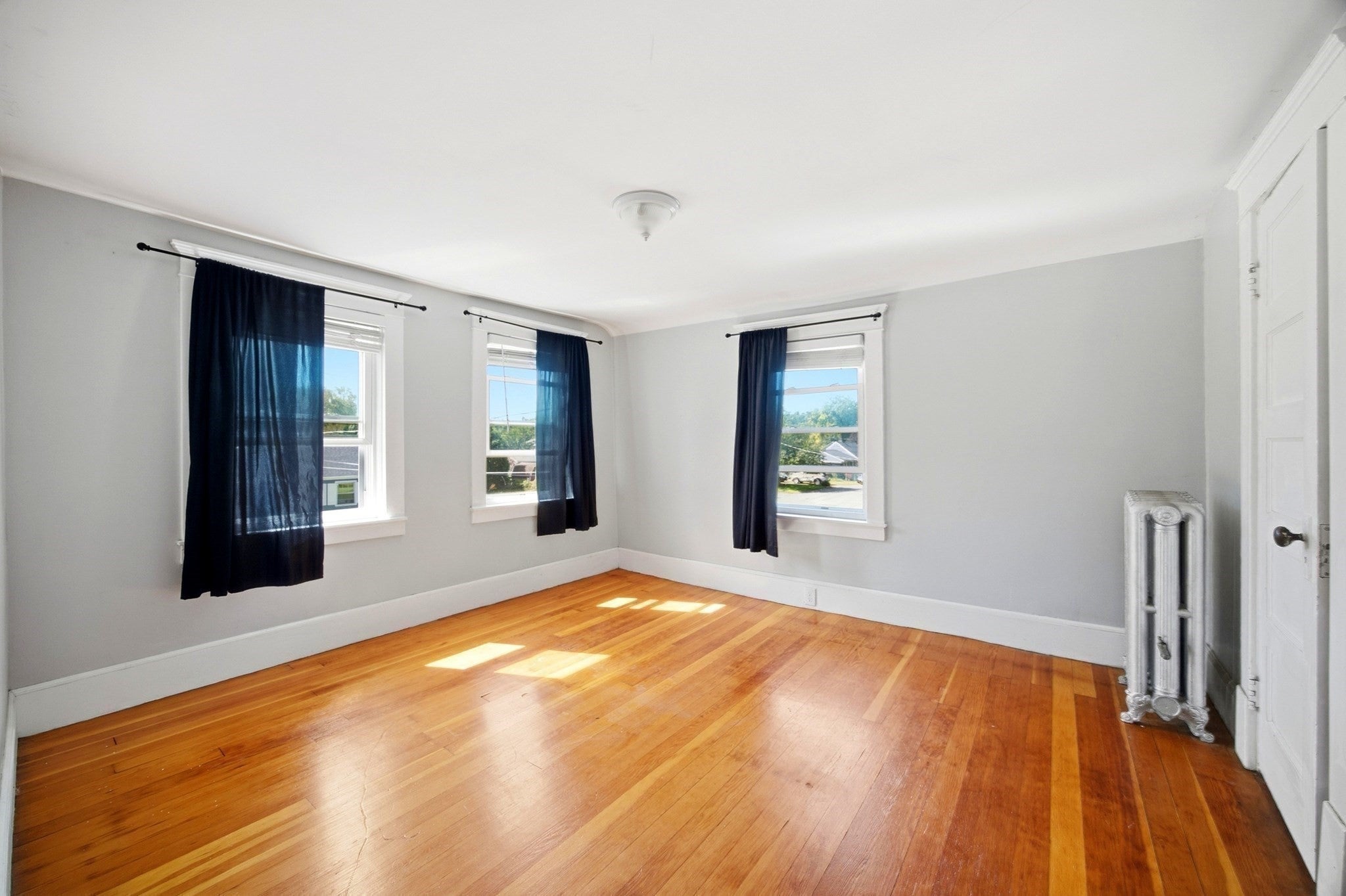 96 Catherine St, Chicopee, MA Photo #18