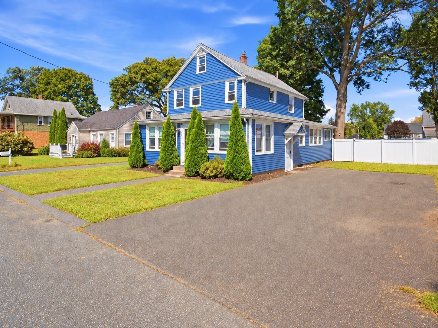 96 Catherine St, Chicopee, MA Photo #2