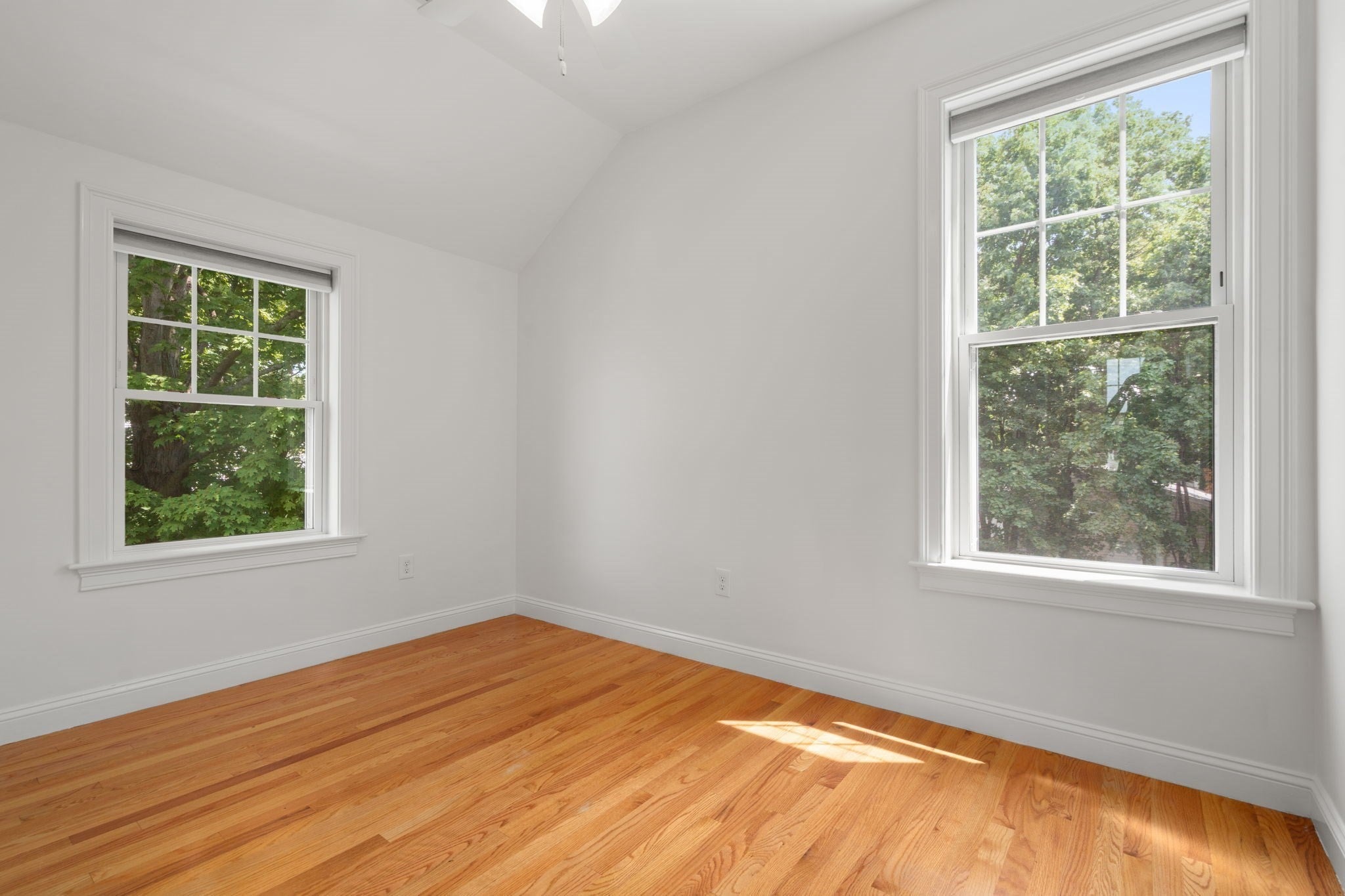 12 Lancaster Rd, Dedham, MA Photo #17