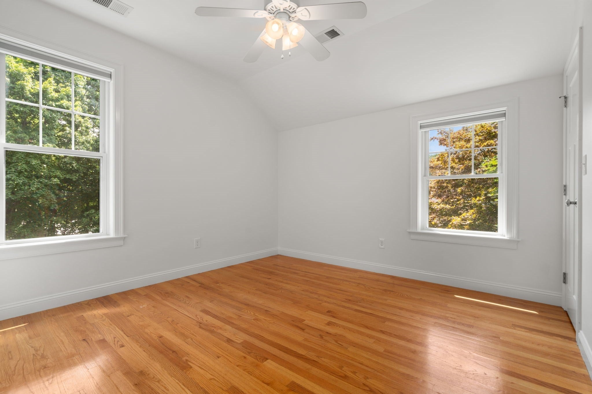 12 Lancaster Rd, Dedham, MA Photo #16