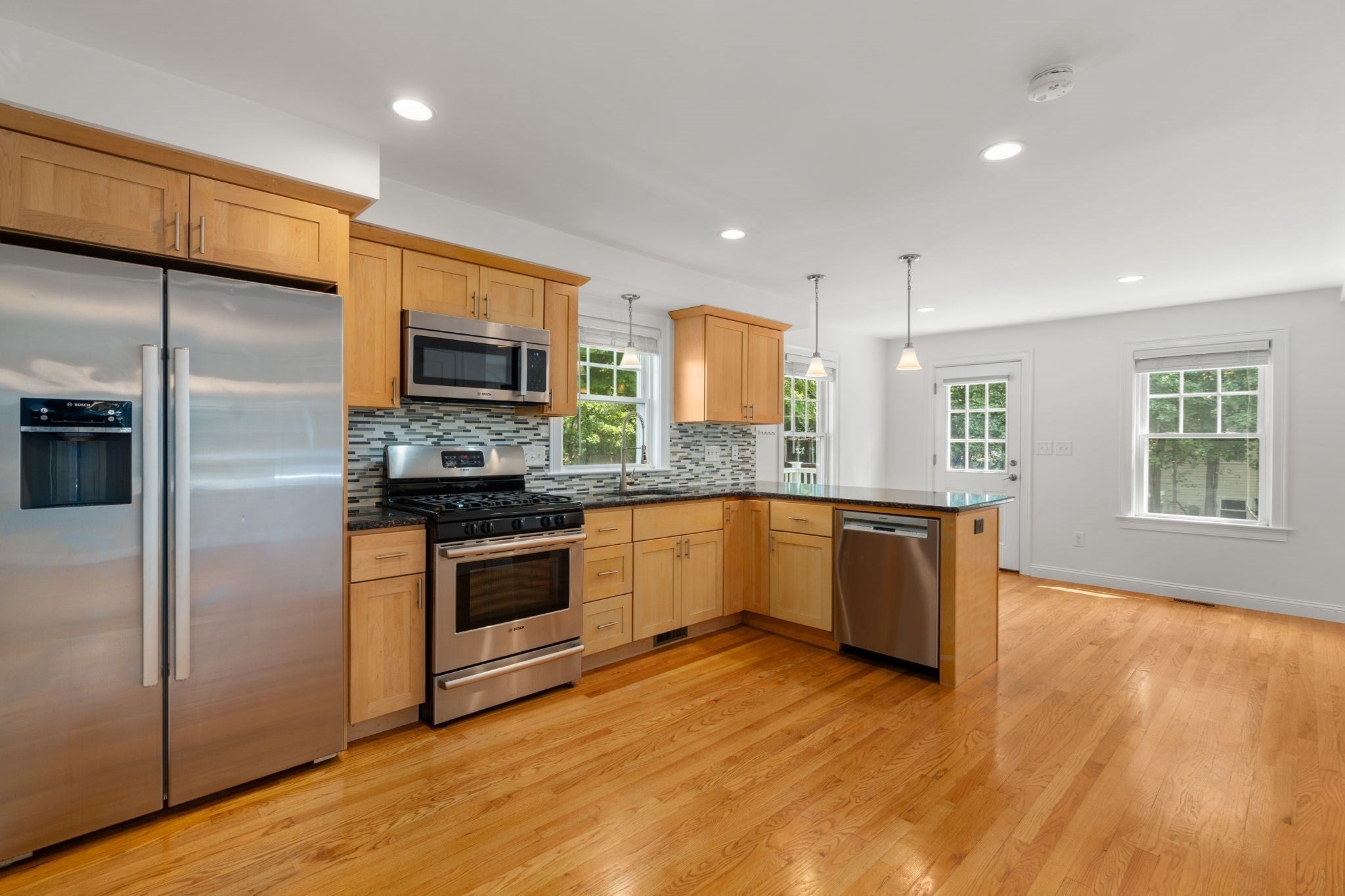 12 Lancaster Rd, Dedham, MA Photo #11