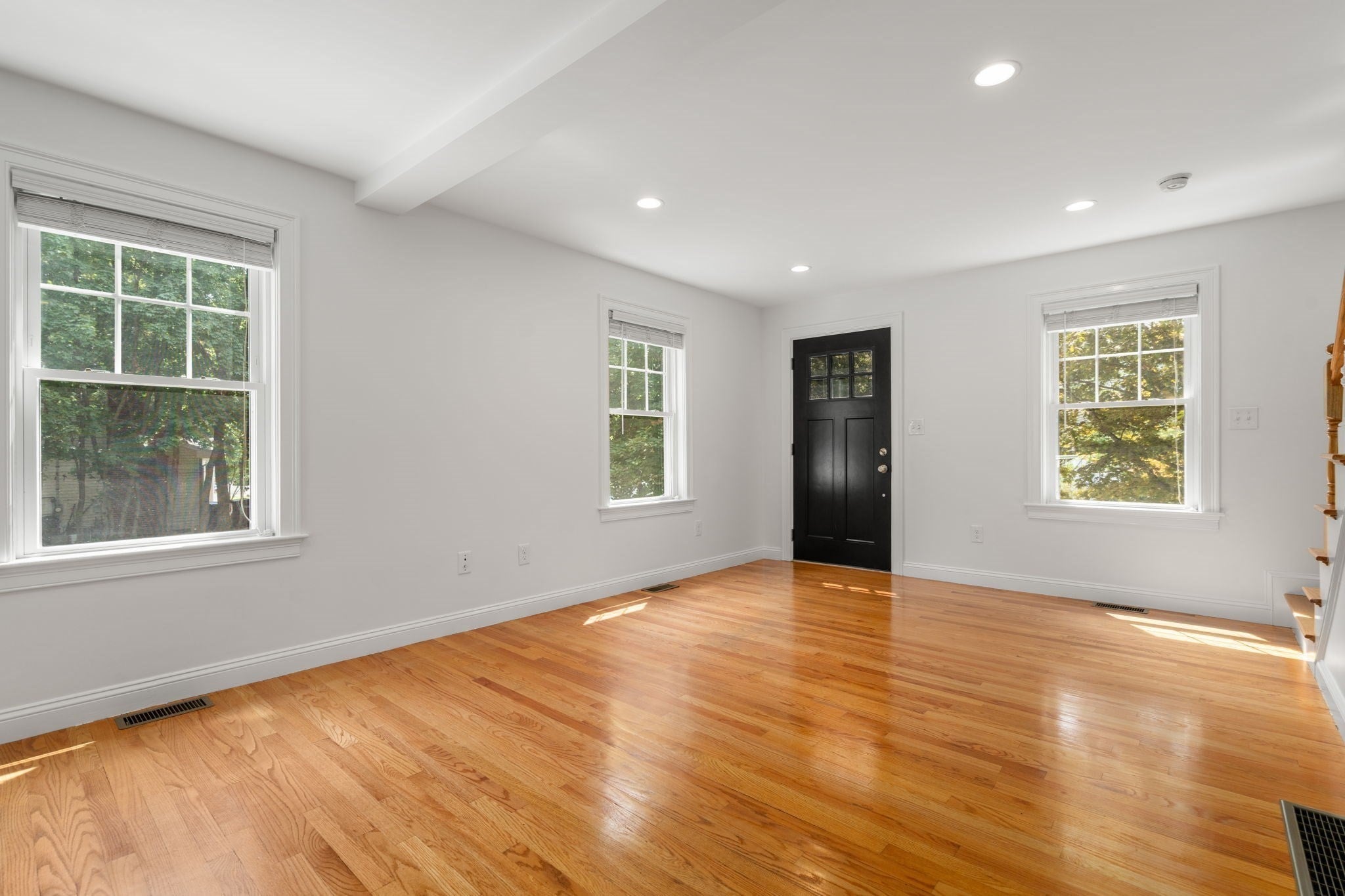 12 Lancaster Rd, Dedham, MA Photo #7
