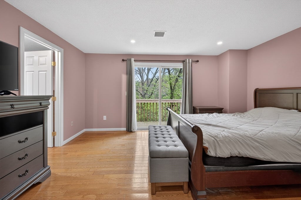 3 Strathmore Shire Dr #E, Uxbridge, MA Photo #21