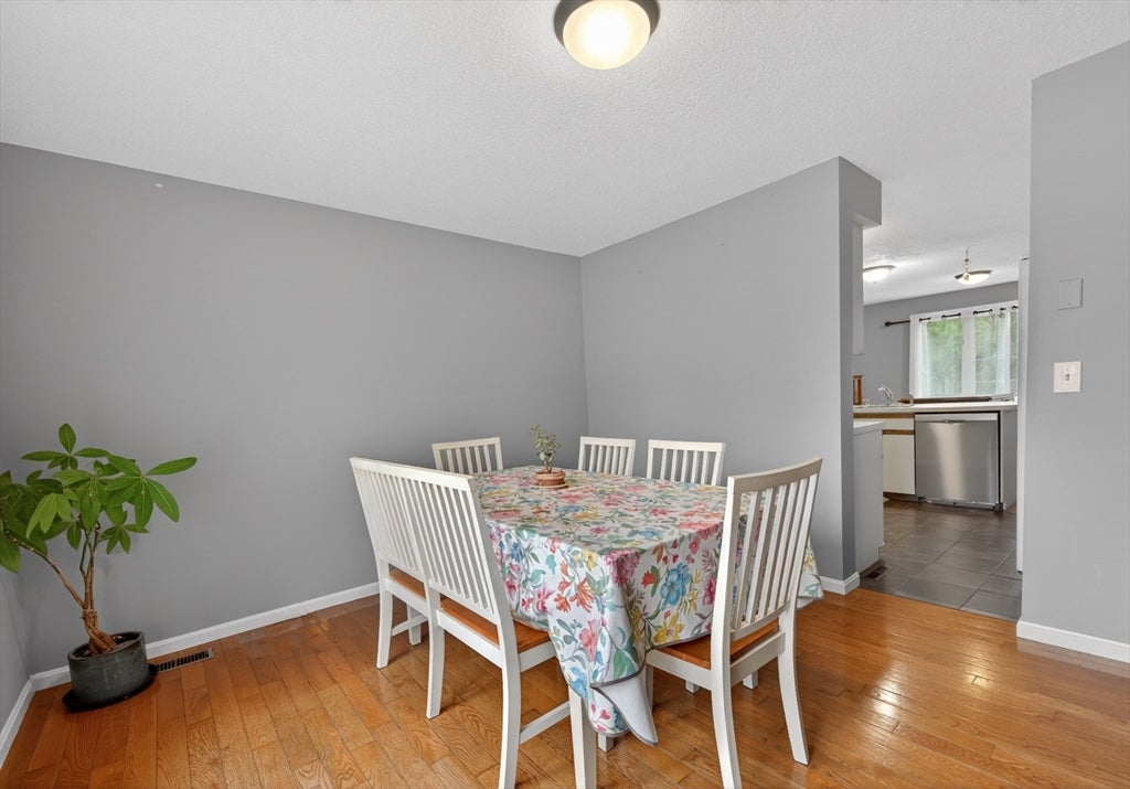 3 Strathmore Shire Dr #E, Uxbridge, MA Photo #12