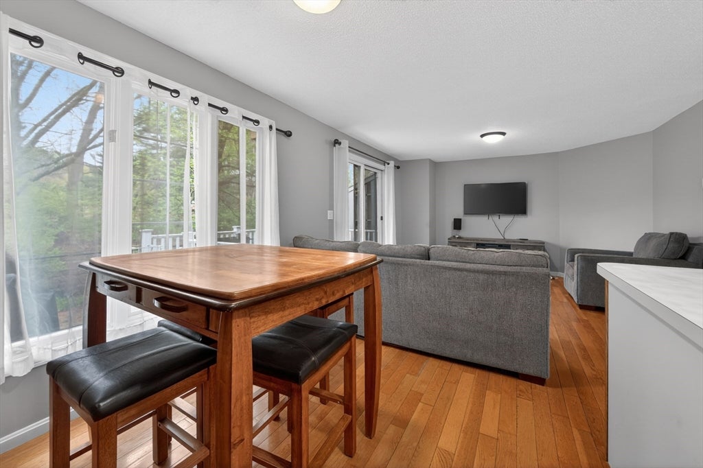 3 Strathmore Shire Dr #E, Uxbridge, MA Photo #14