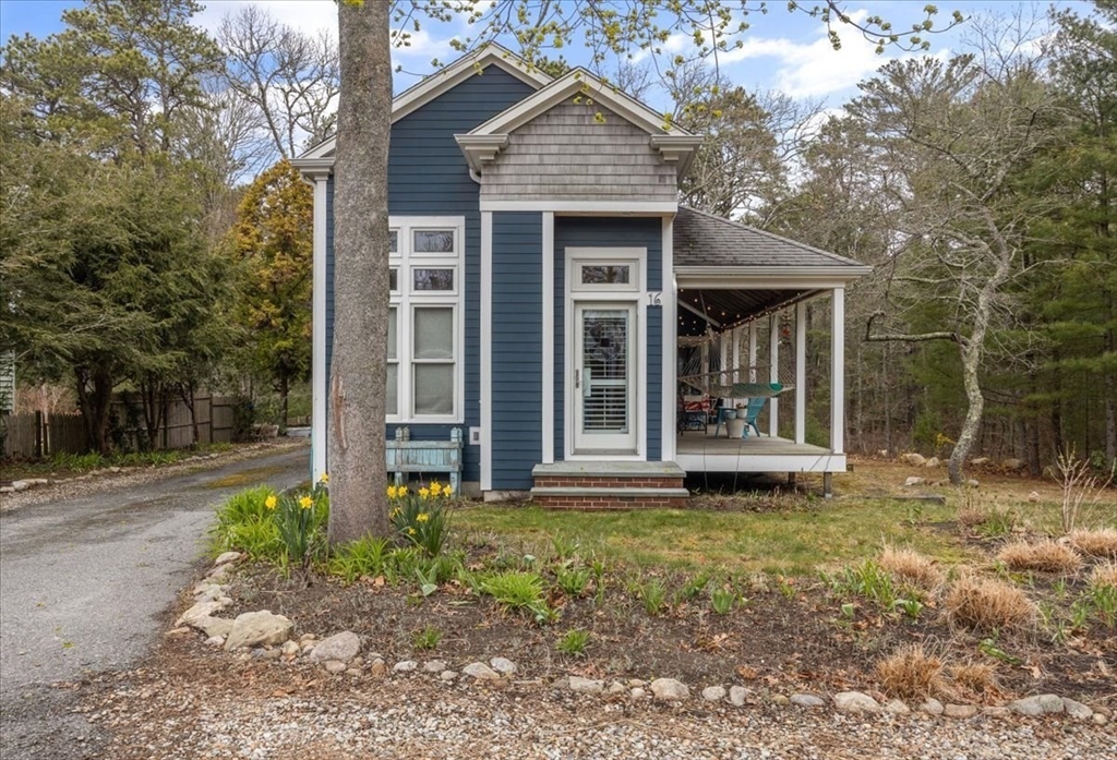 16 Barrett Way