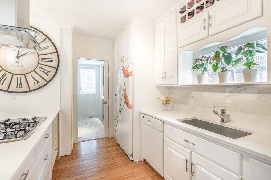 34 Everett Ave #1, Somerville, MA, 34 Everett Ave #1, Somerville, MA Photo #4