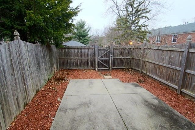 36 Williamsburg Dr #36, Springfield, MA Photo #11
