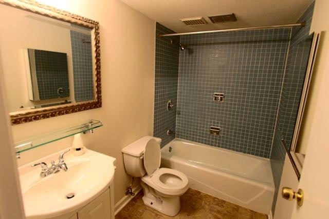 36 Williamsburg Dr #36, Springfield, MA Photo #12
