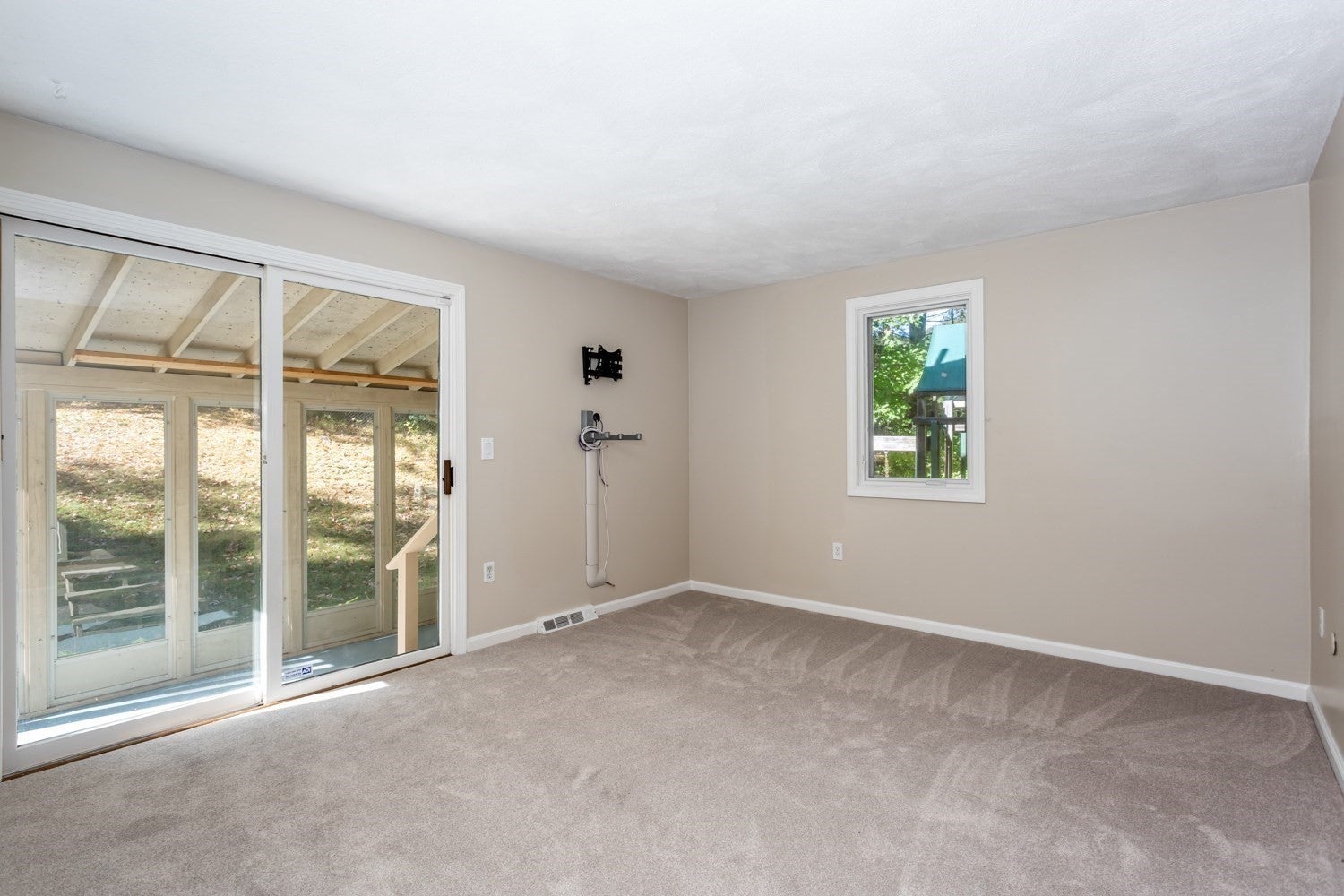 98 Miller St, Franklin, MA, 98 Miller St, Franklin, MA Photo #17