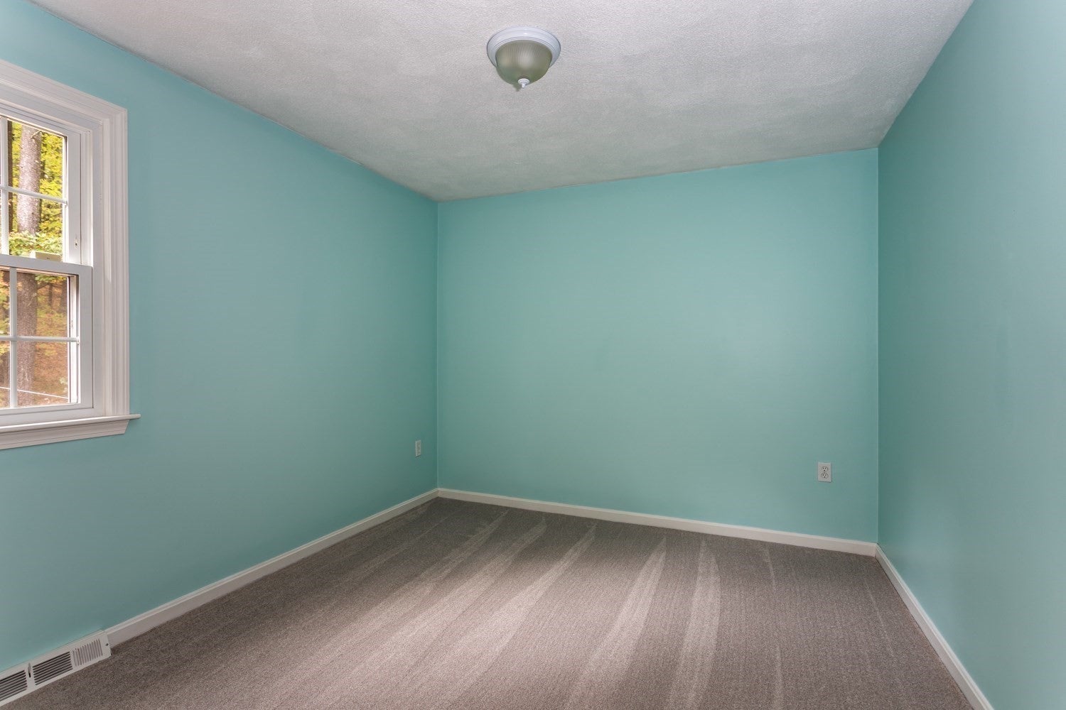 98 Miller St, Franklin, MA, 98 Miller St, Franklin, MA Photo #29