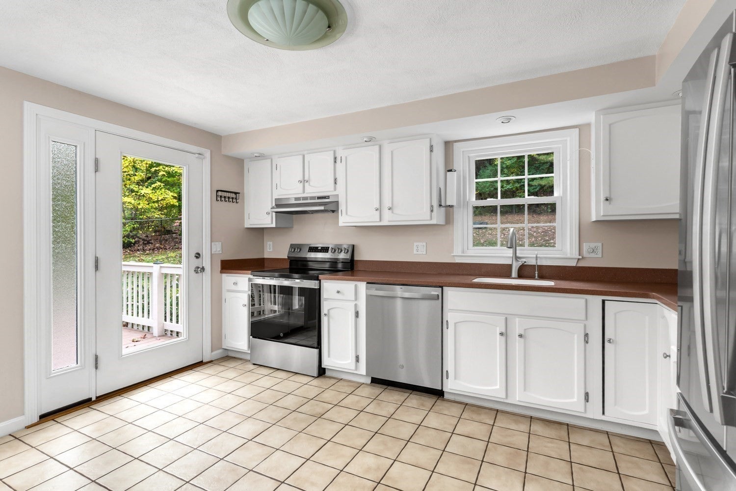 98 Miller St, Franklin, MA, 98 Miller St, Franklin, MA Photo #11