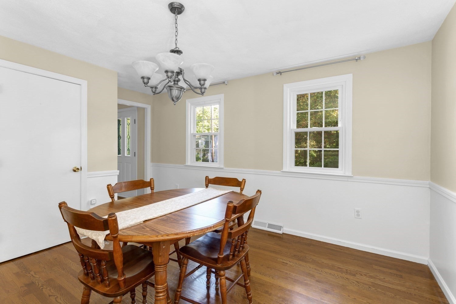 98 Miller St, Franklin, MA, 98 Miller St, Franklin, MA Photo #10