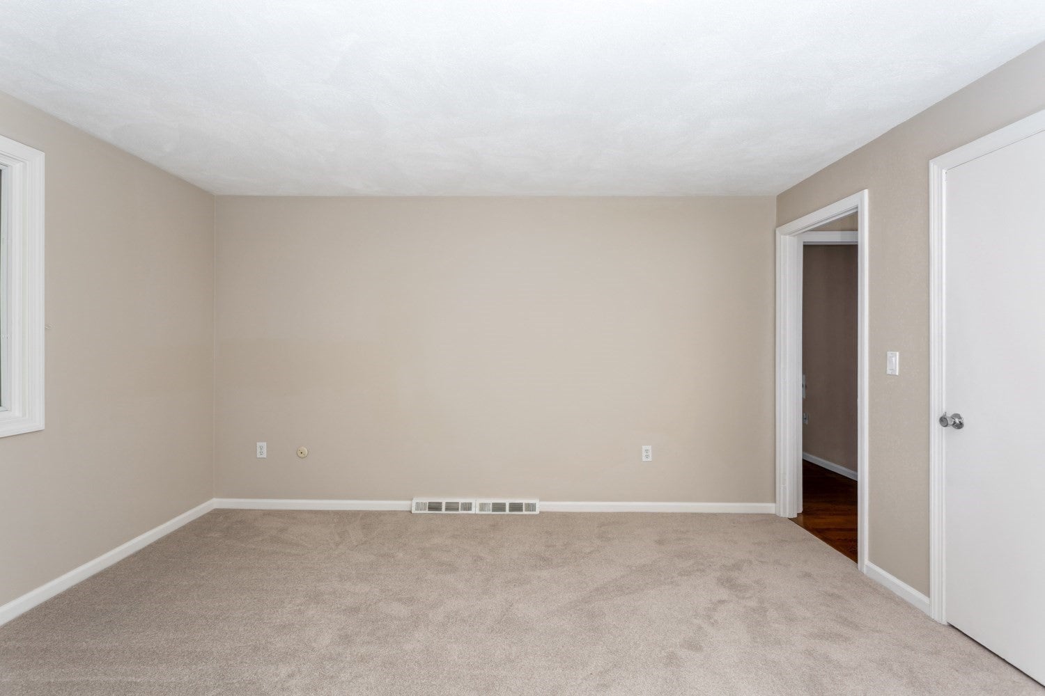 98 Miller St, Franklin, MA, 98 Miller St, Franklin, MA Photo #19