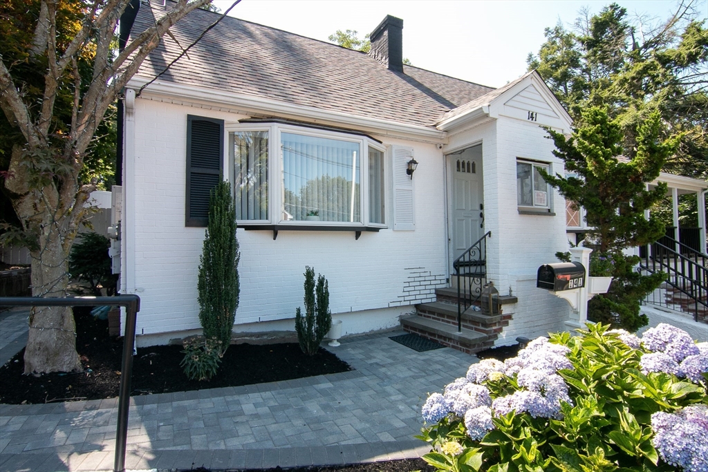 141 Brooks St