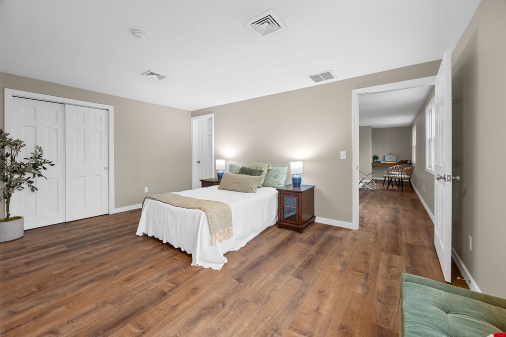 Chatham, Massachusetts 02633, United States, 1 Bedroom Bedrooms, ,1 BathroomBathrooms,Residential,Active,223477