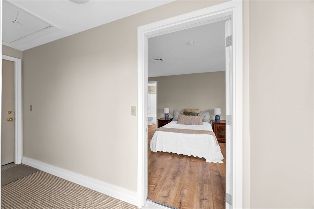 Chatham, Massachusetts 02633, United States, 1 Bedroom Bedrooms, ,1 BathroomBathrooms,Residential,Active,223477