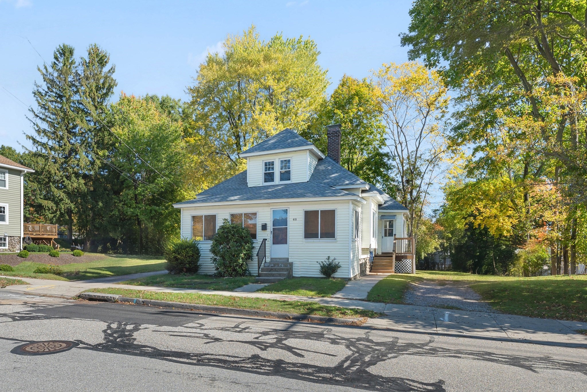 48 Beverly Rd, Worcester, MA, 48 Beverly Rd, Worcester, MA Photo #3