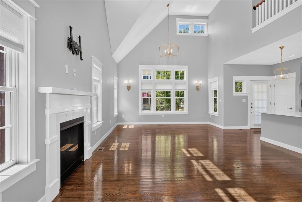 18 Village Ln #4, Bolton, MA Photo #18
