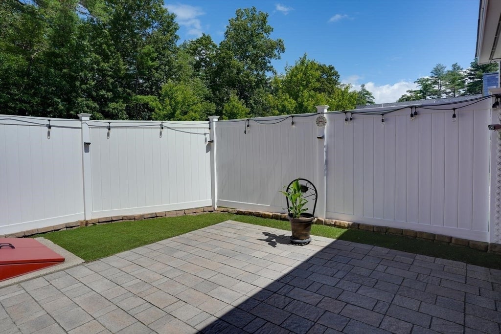 18 Village Ln #4, Bolton, MA Photo #6
