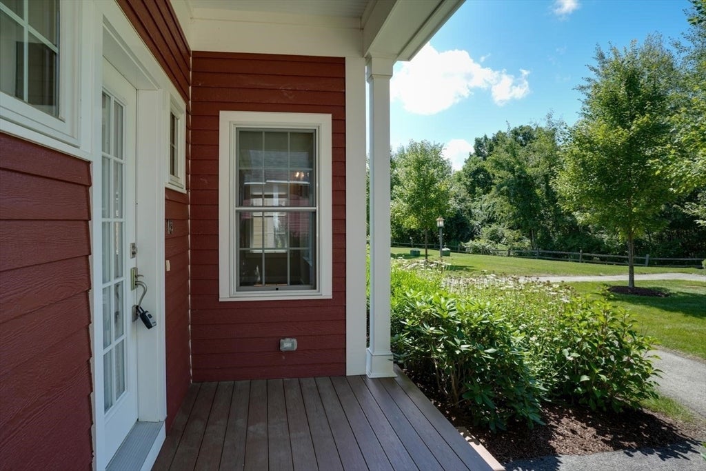 18 Village Ln #4, Bolton, MA Photo #3