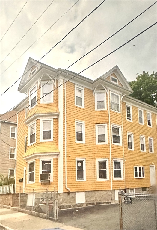 Listing image 6