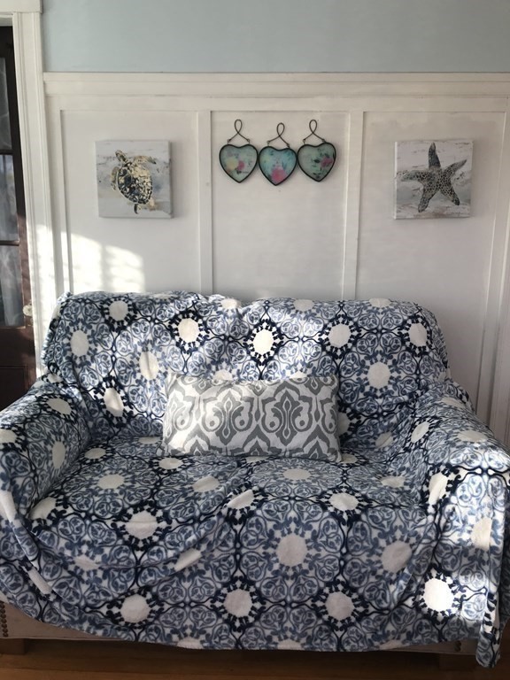 23 R St 10/18-6/30 Incl Internet