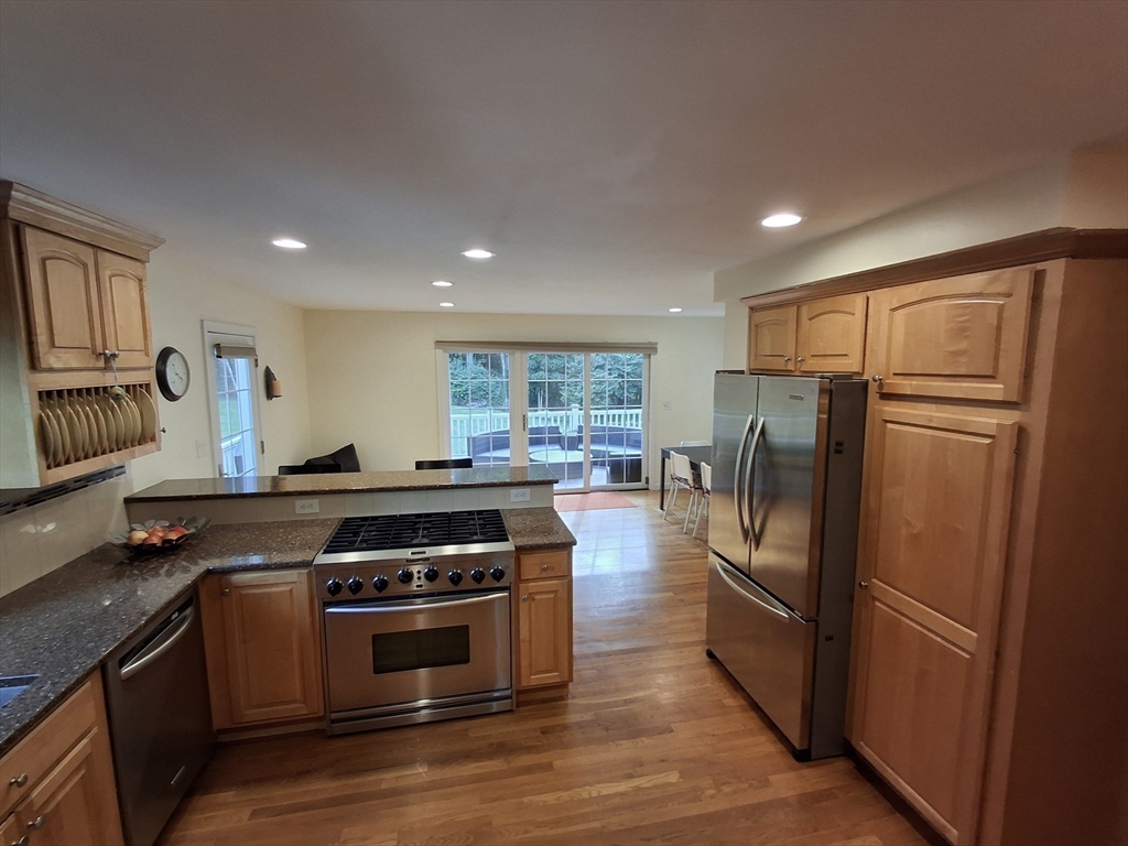 6 Rockwood Lane