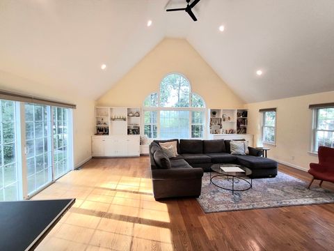 6 Rockwood Lane Lincoln MA 01773