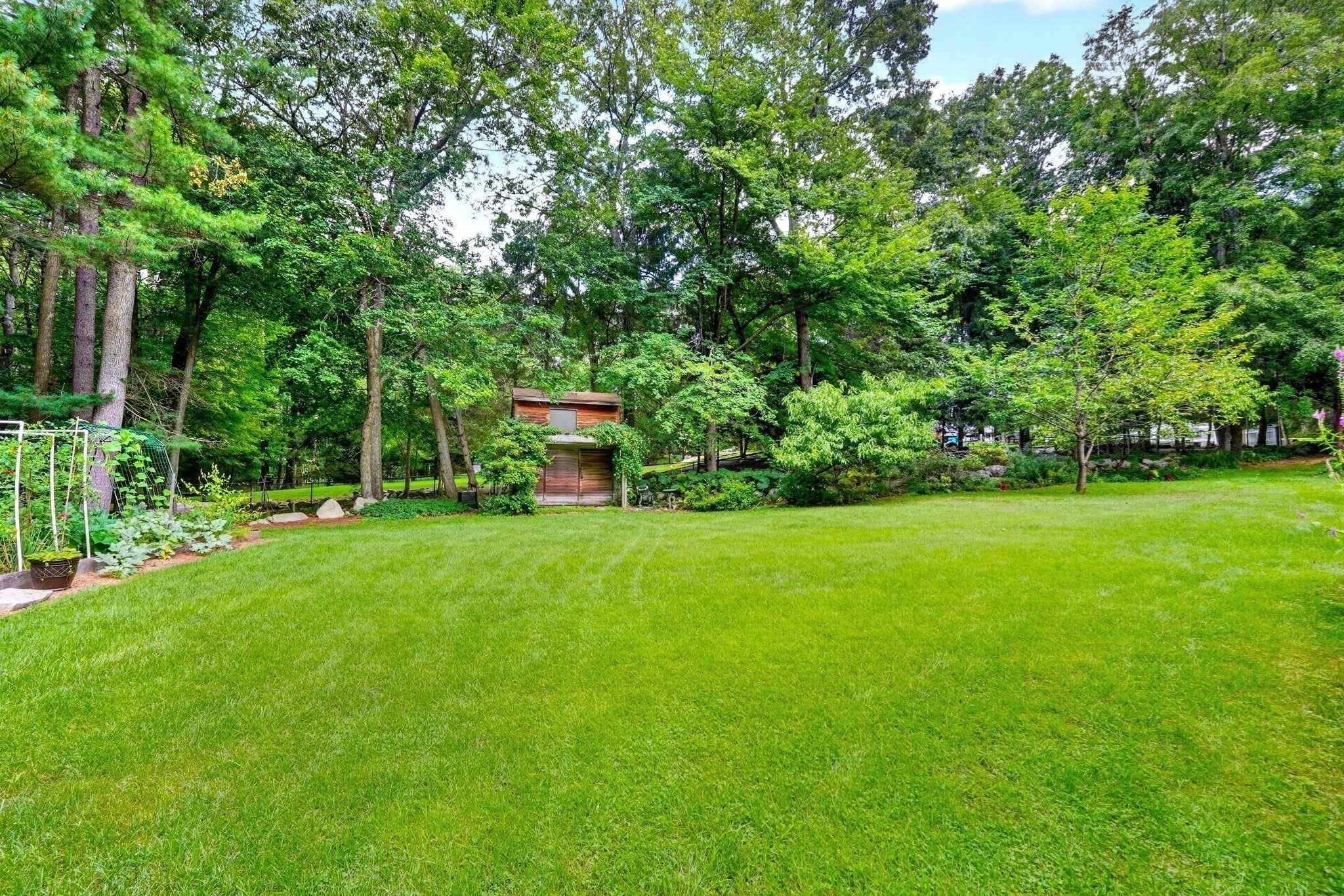 40 Wilson Rd, Bedford, MA, 40 Wilson Rd, Bedford, MA Photo #36
