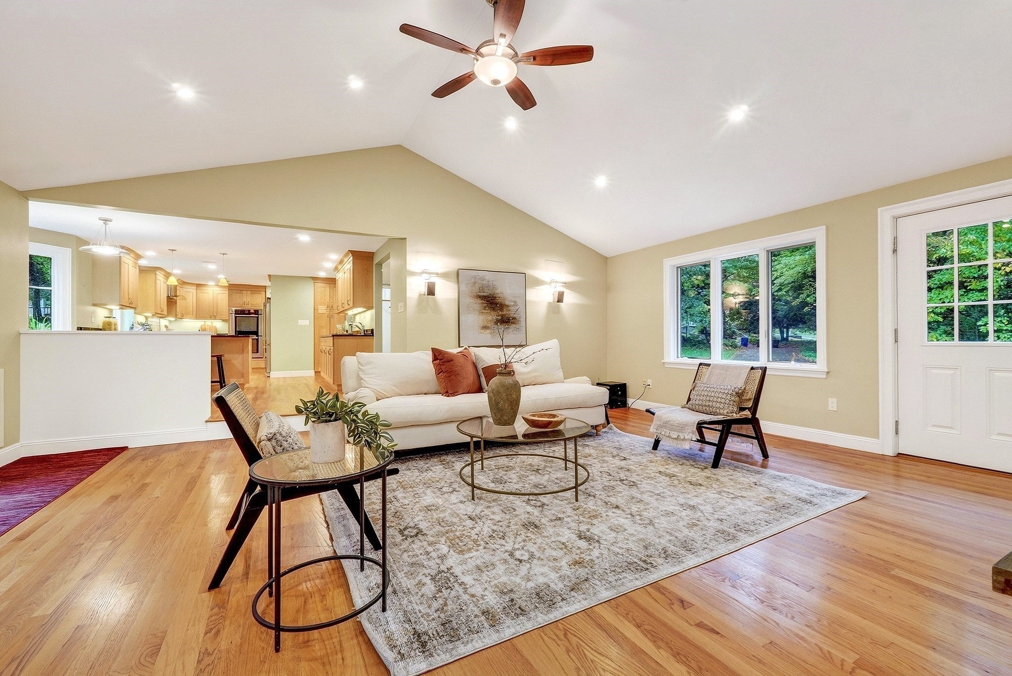 40 Wilson Rd, Bedford, MA, 40 Wilson Rd, Bedford, MA Photo #9