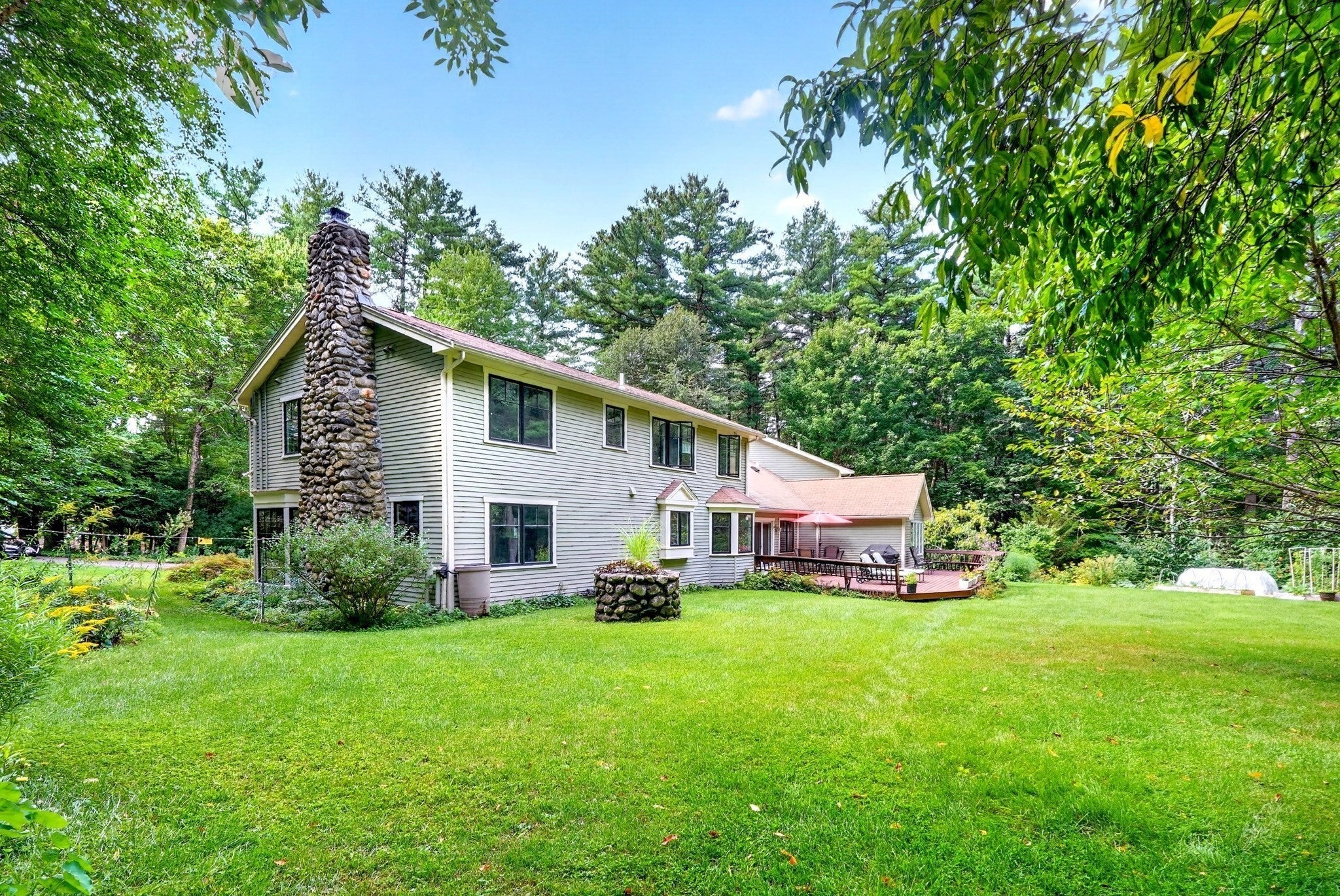 40 Wilson Rd, Bedford, MA, 40 Wilson Rd, Bedford, MA Photo #38
