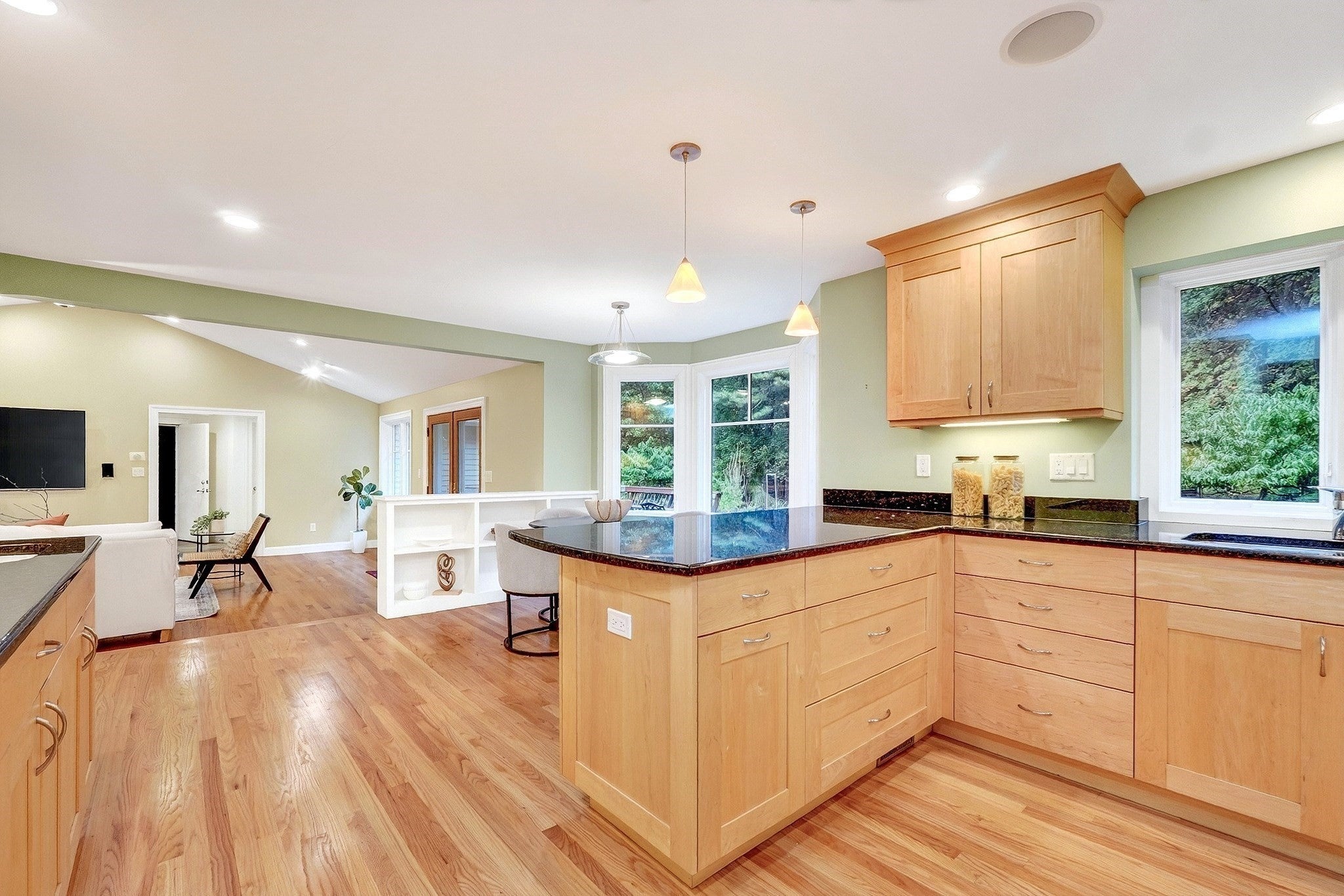 40 Wilson Rd, Bedford, MA, 40 Wilson Rd, Bedford, MA Photo #6