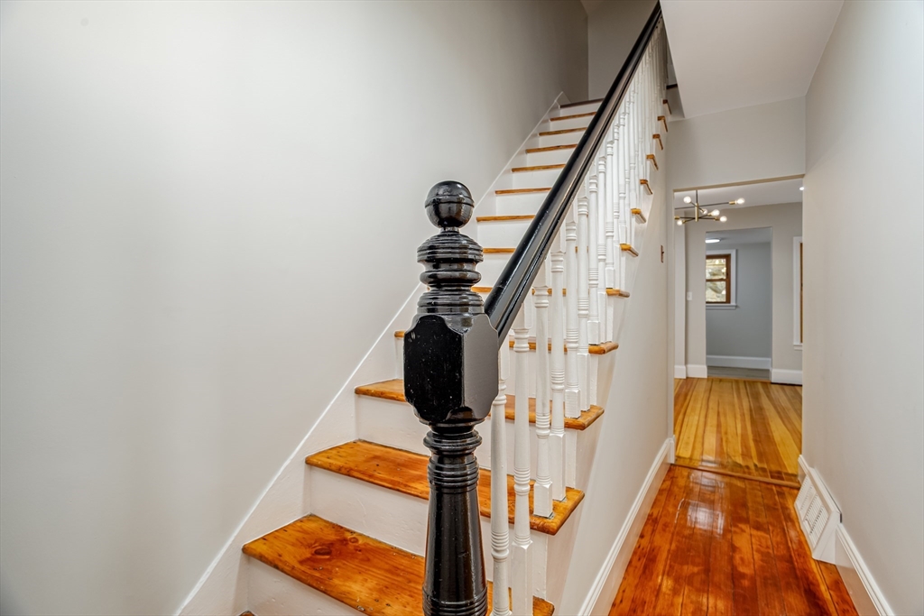 31 Charles Pl