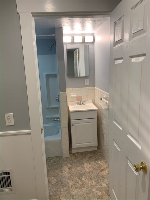 102 Central Street 2