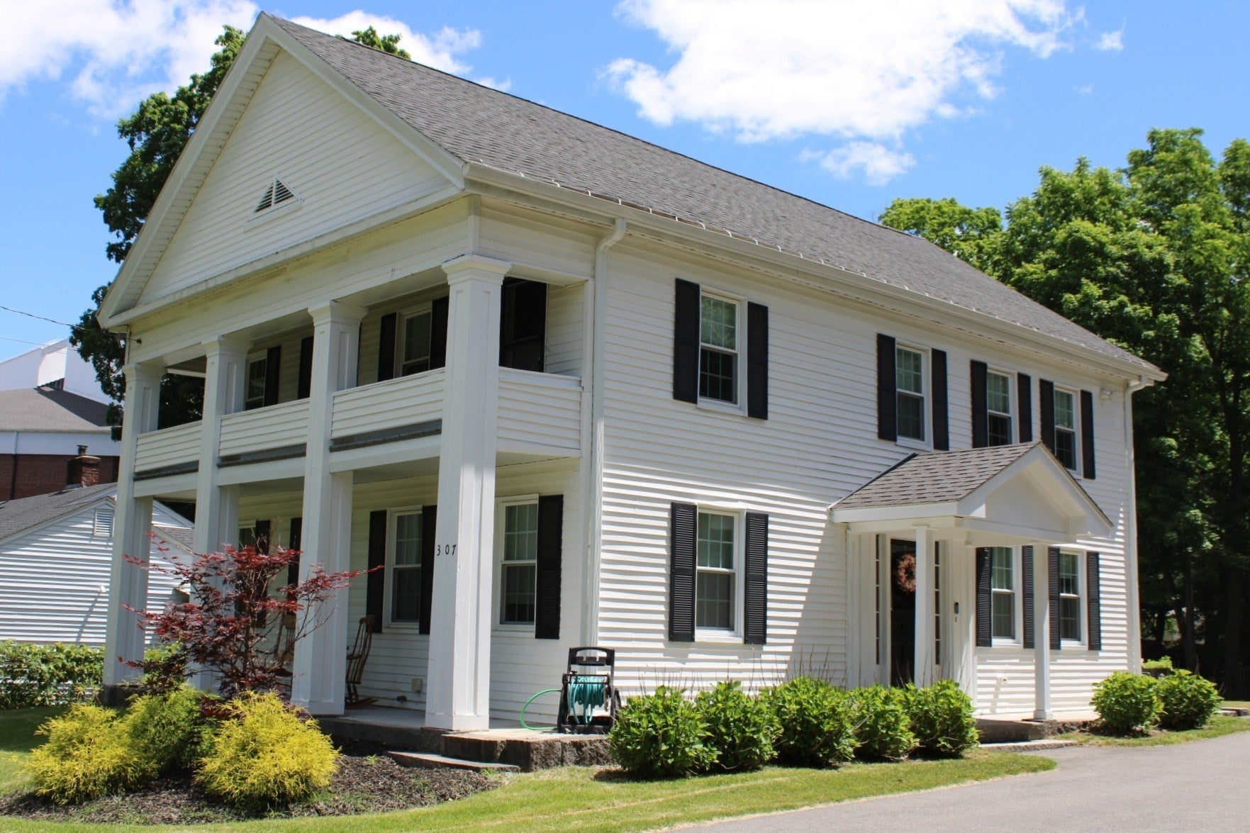 307 Main St