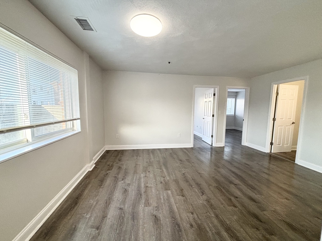 11 Langdon Street 204