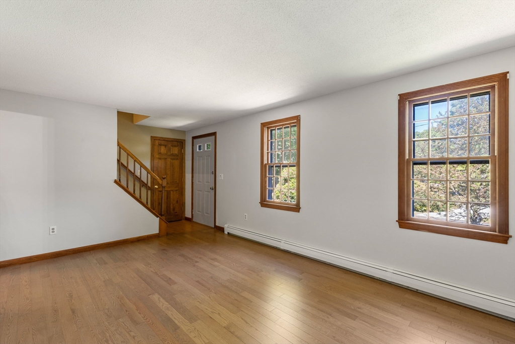 114 King Arthur Dr